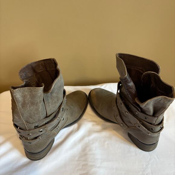 Steve Madden Brown Leather Pull On Buckle Moto Biker Boots Womens Size 7.5 M - Picture 7 of 9